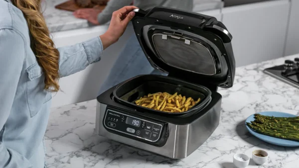 NINJA HEALTH GRILL &  AIR FRYER