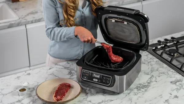 NINJA HEALTH GRILL &  AIR FRYER